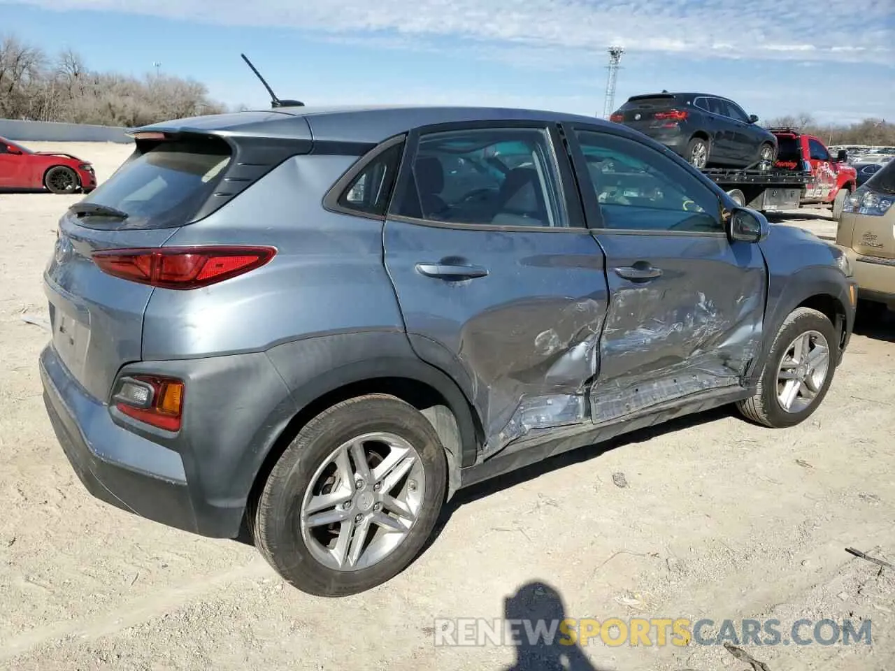 3 Photograph of a damaged car KM8K12AA6LU416622 HYUNDAI KONA 2020