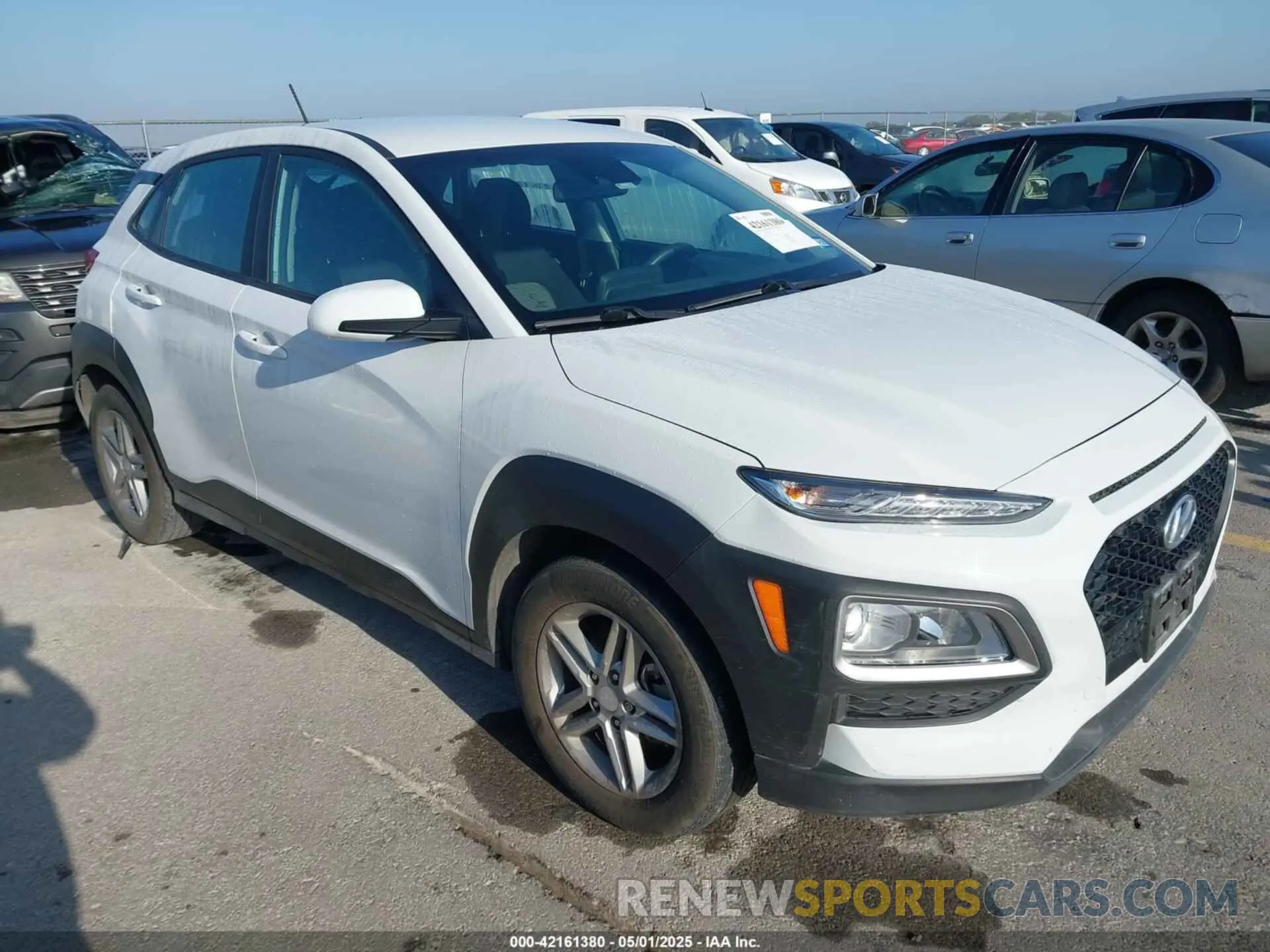 1 Фотография поврежденного автомобиля KM8K12AA7LU441738 HYUNDAI KONA 2020