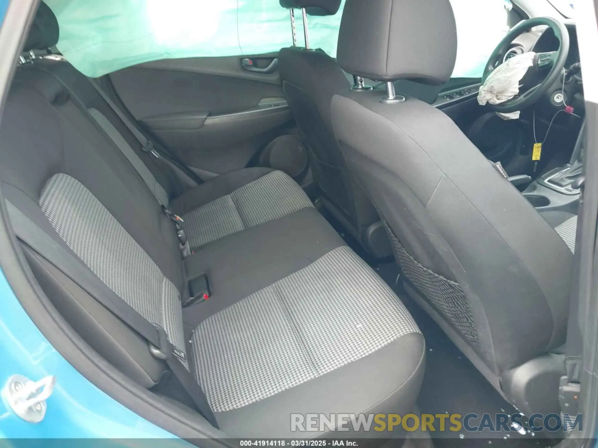 8 Photograph of a damaged car KM8K12AA8LU441005 HYUNDAI KONA 2020