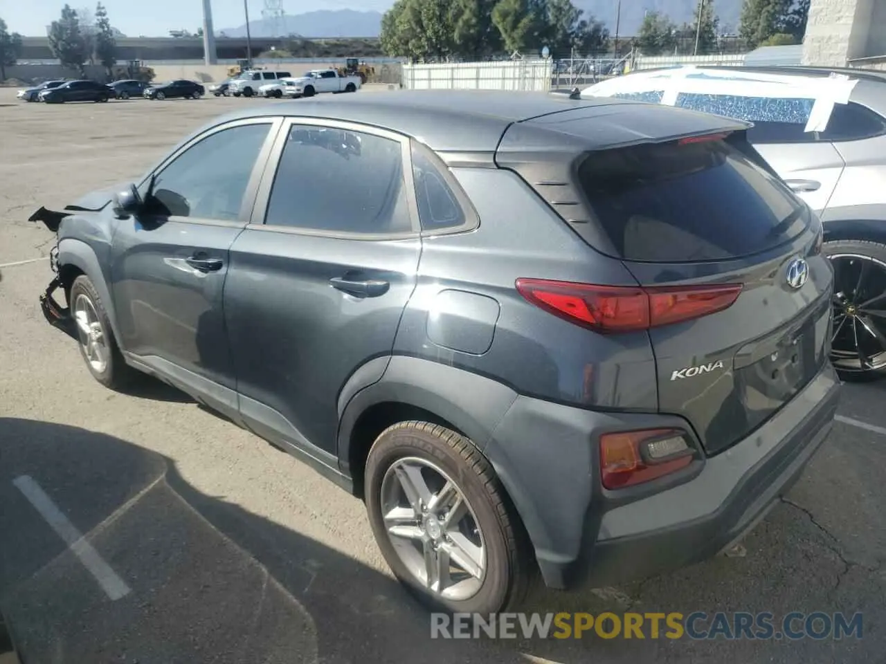 2 Photograph of a damaged car KM8K12AA8LU505463 HYUNDAI KONA 2020