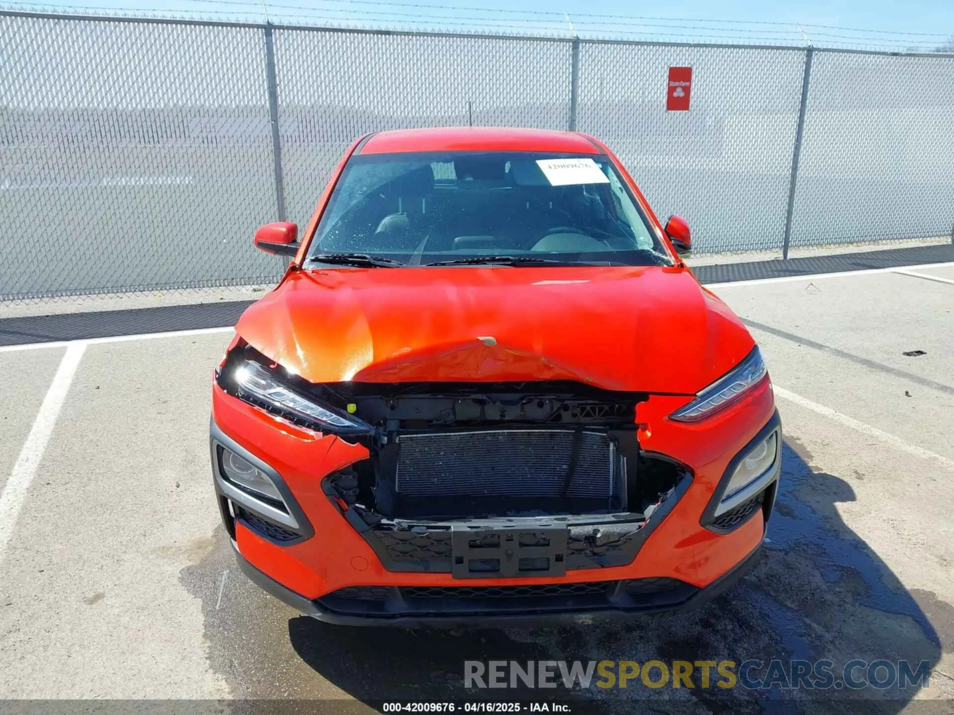 12 Photograph of a damaged car KM8K12AAXLU561484 HYUNDAI KONA 2020