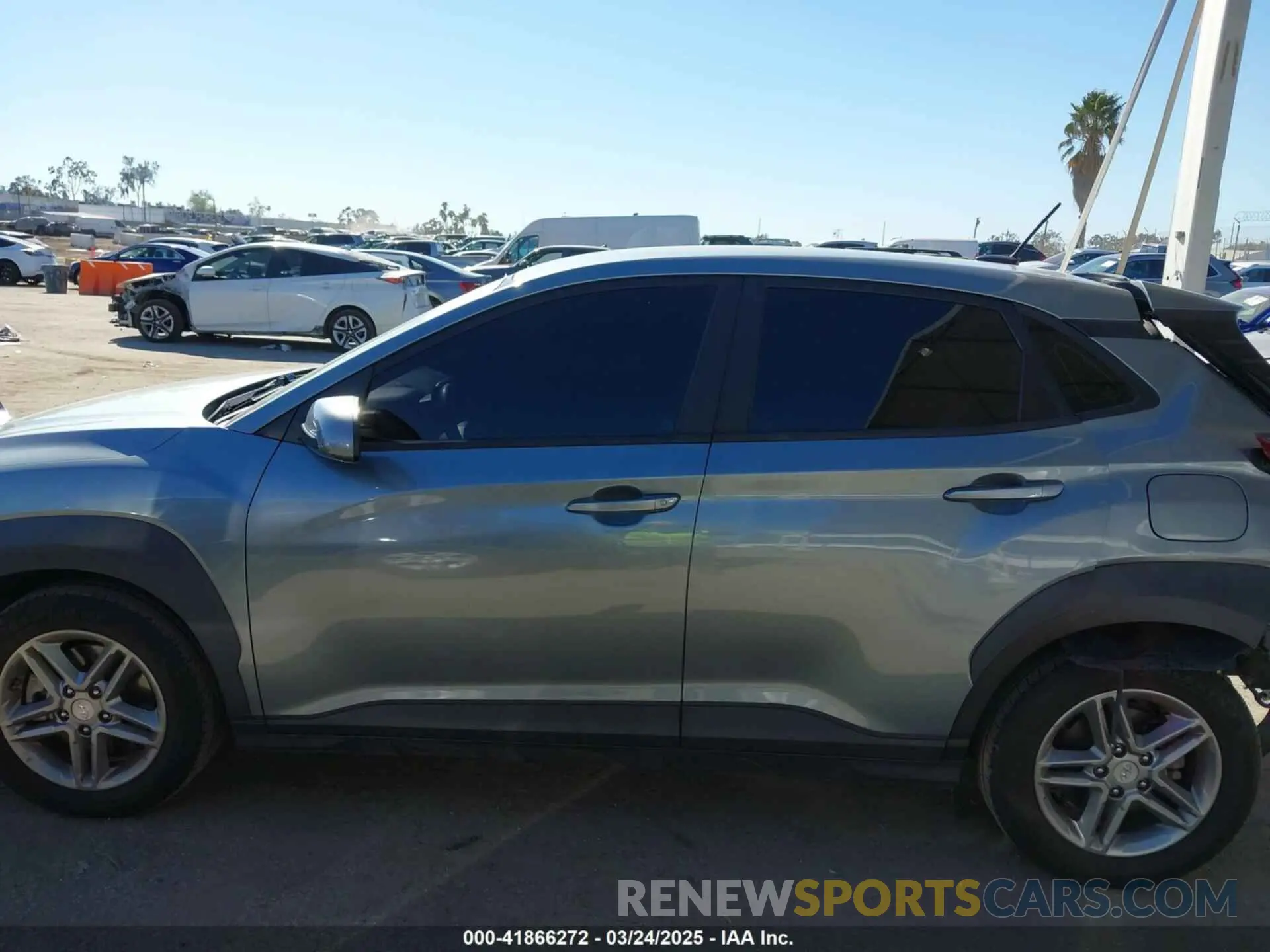 14 Photograph of a damaged car KM8K1CAA0LU483447 HYUNDAI KONA 2020