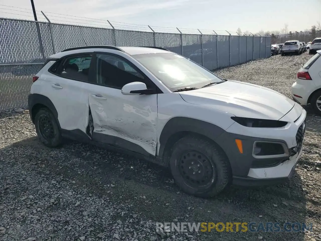 4 Photograph of a damaged car KM8K1CAA0LU583404 HYUNDAI KONA 2020