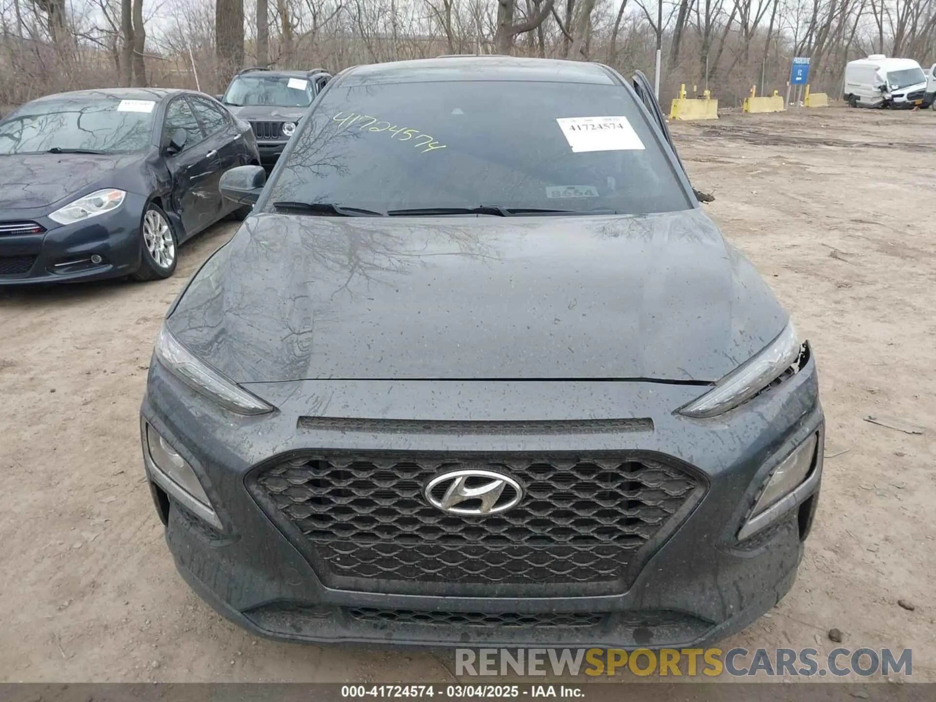 12 Photograph of a damaged car KM8K1CAA5LU417461 HYUNDAI KONA 2020