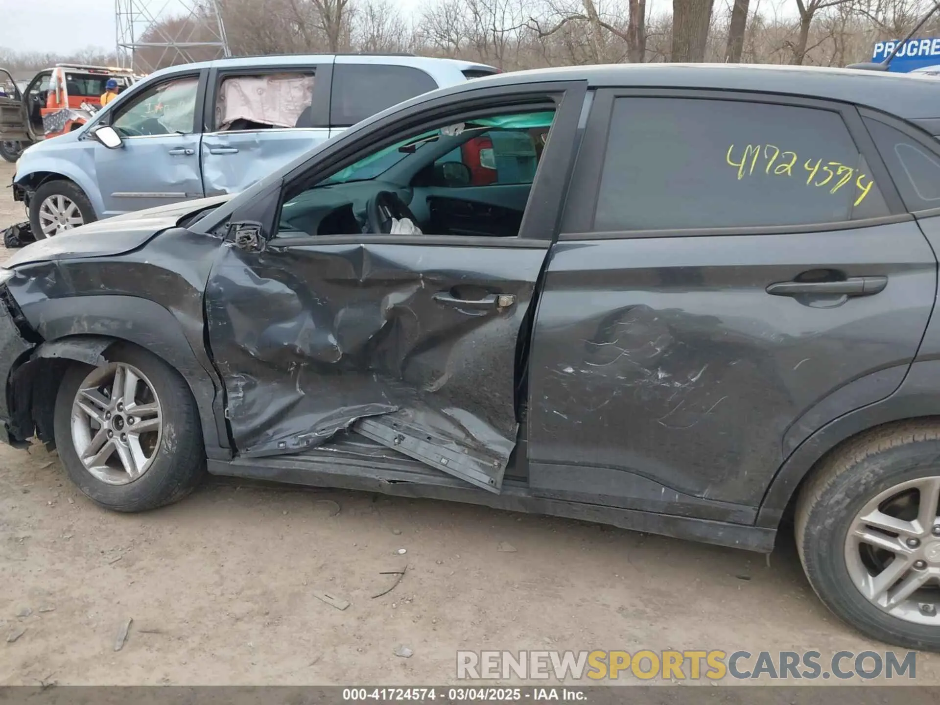 14 Photograph of a damaged car KM8K1CAA5LU417461 HYUNDAI KONA 2020