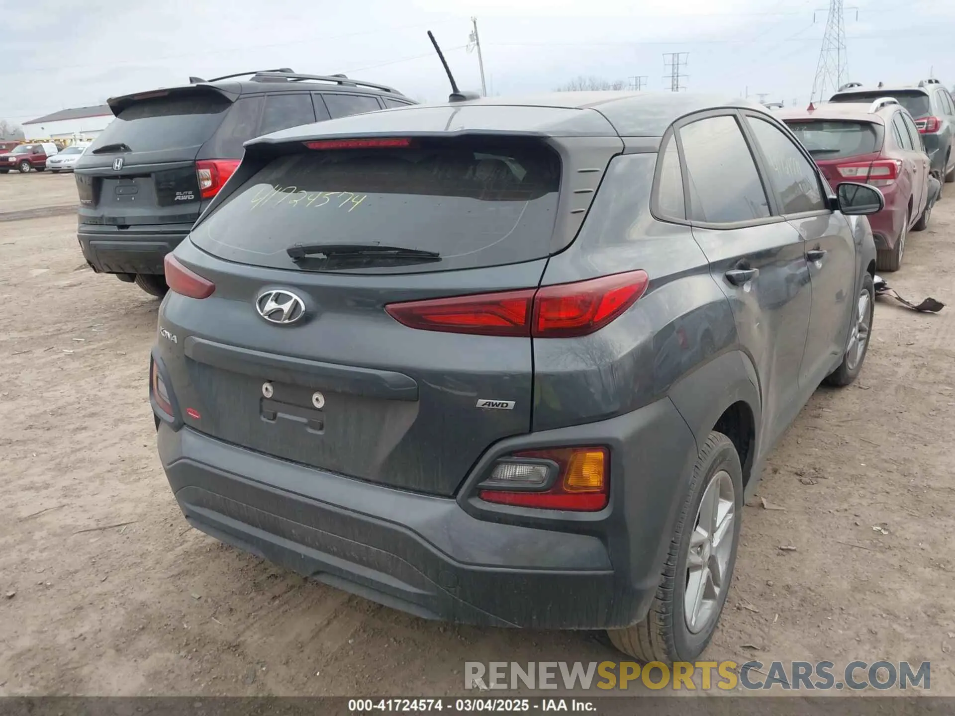 4 Photograph of a damaged car KM8K1CAA5LU417461 HYUNDAI KONA 2020