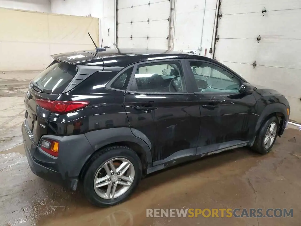 3 Photograph of a damaged car KM8K1CAA6LU408669 HYUNDAI KONA 2020
