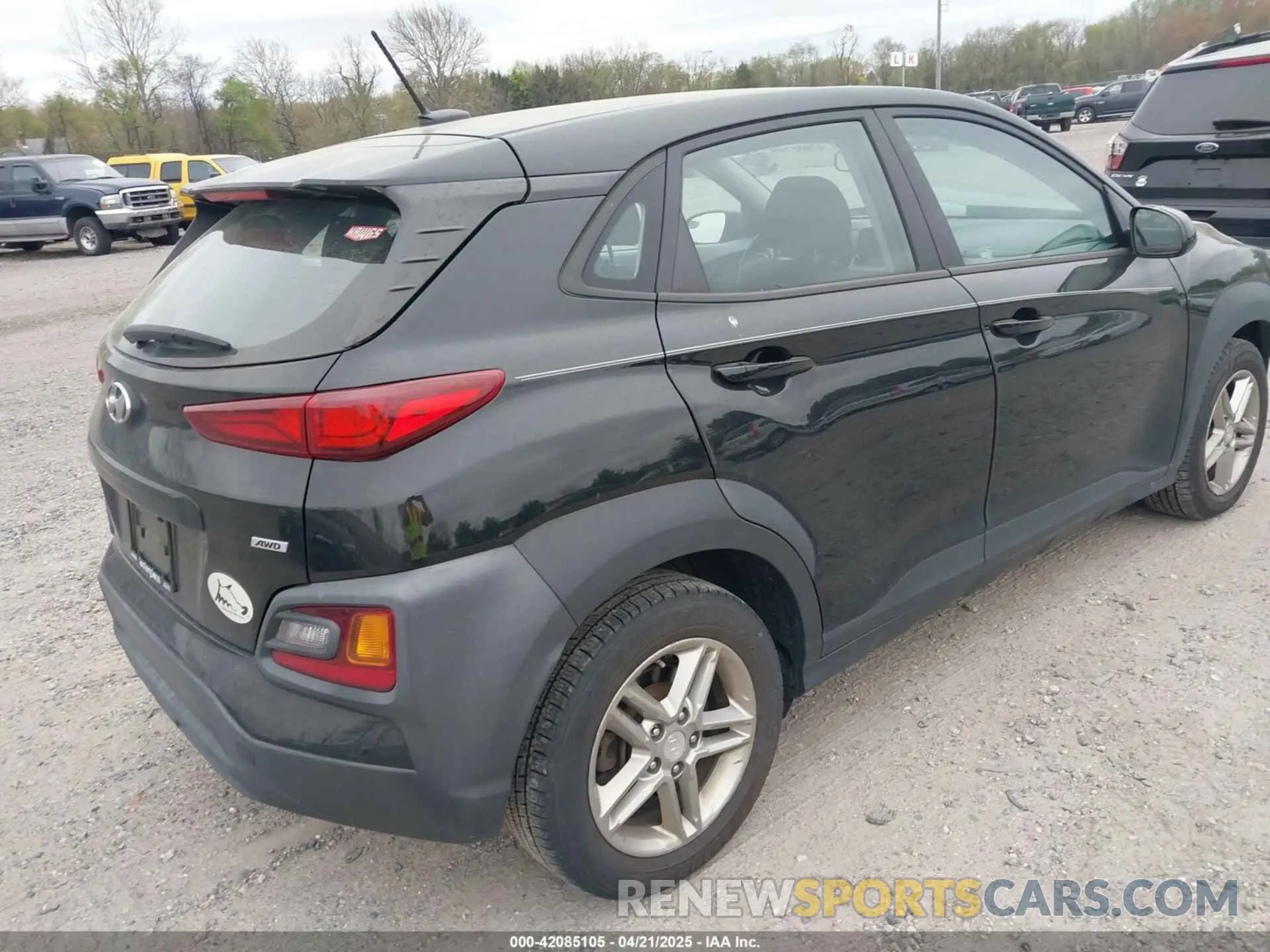 4 Photograph of a damaged car KM8K1CAA6LU527502 HYUNDAI KONA 2020