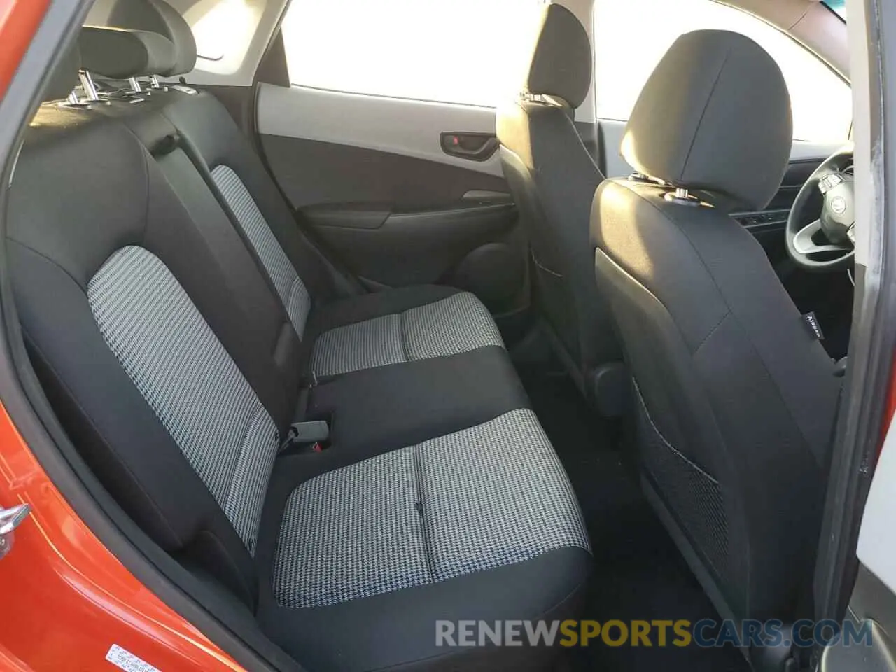 11 Фотография поврежденного автомобиля KM8K1CAA8LU415624 HYUNDAI KONA 2020