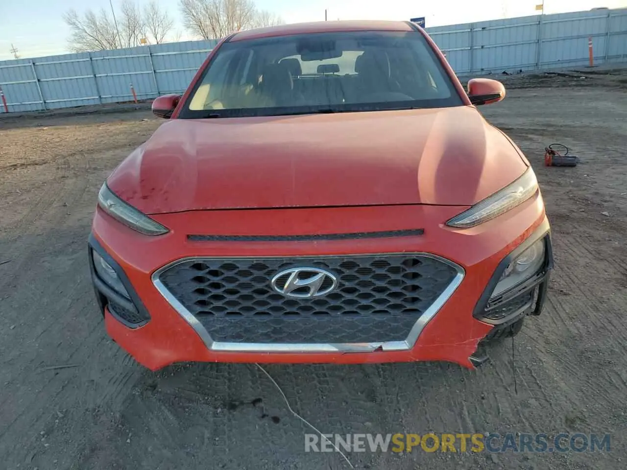 5 Фотография поврежденного автомобиля KM8K1CAA8LU415624 HYUNDAI KONA 2020