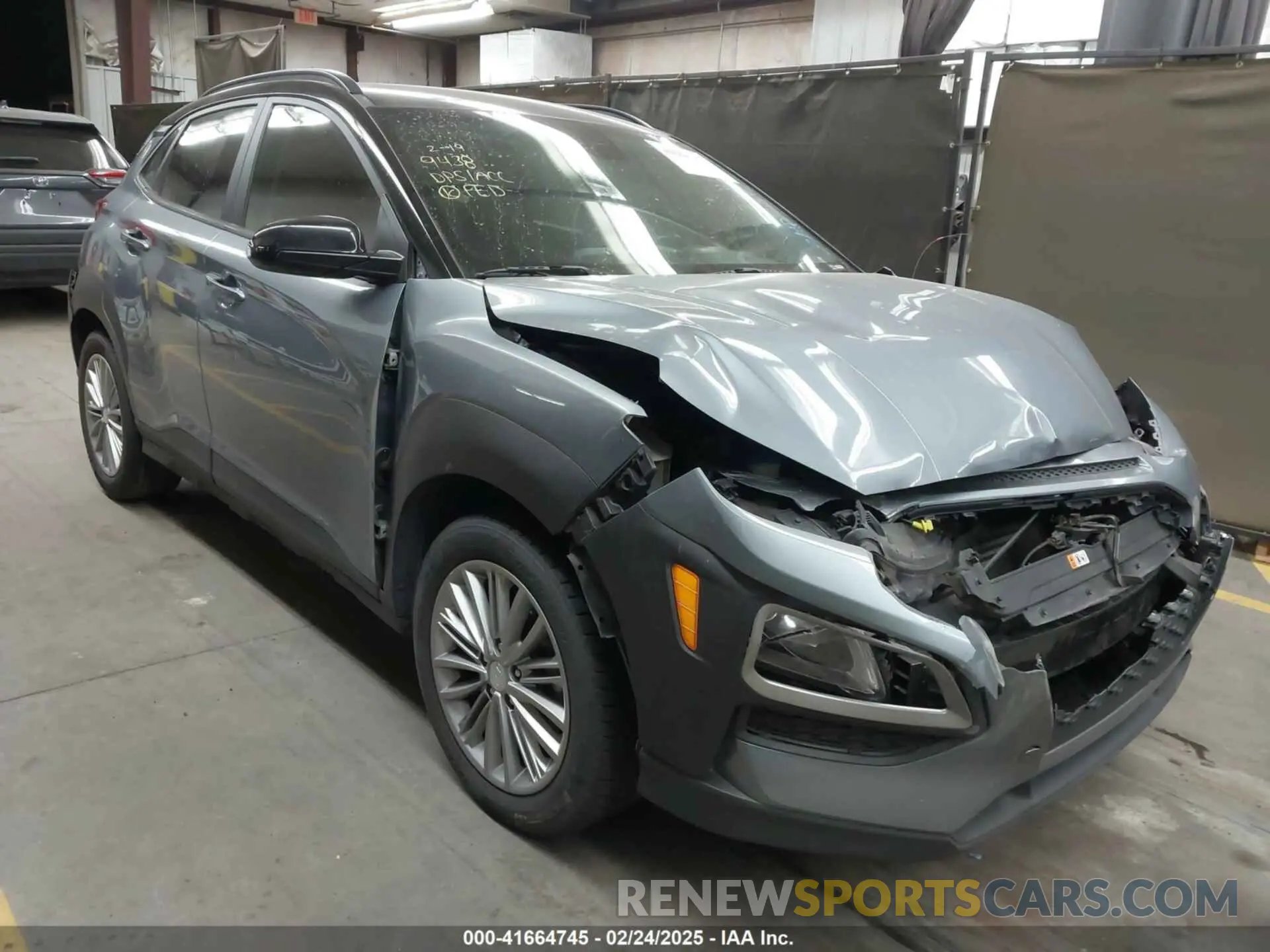 1 Photograph of a damaged car KM8K22AA5LU440441 HYUNDAI KONA 2020