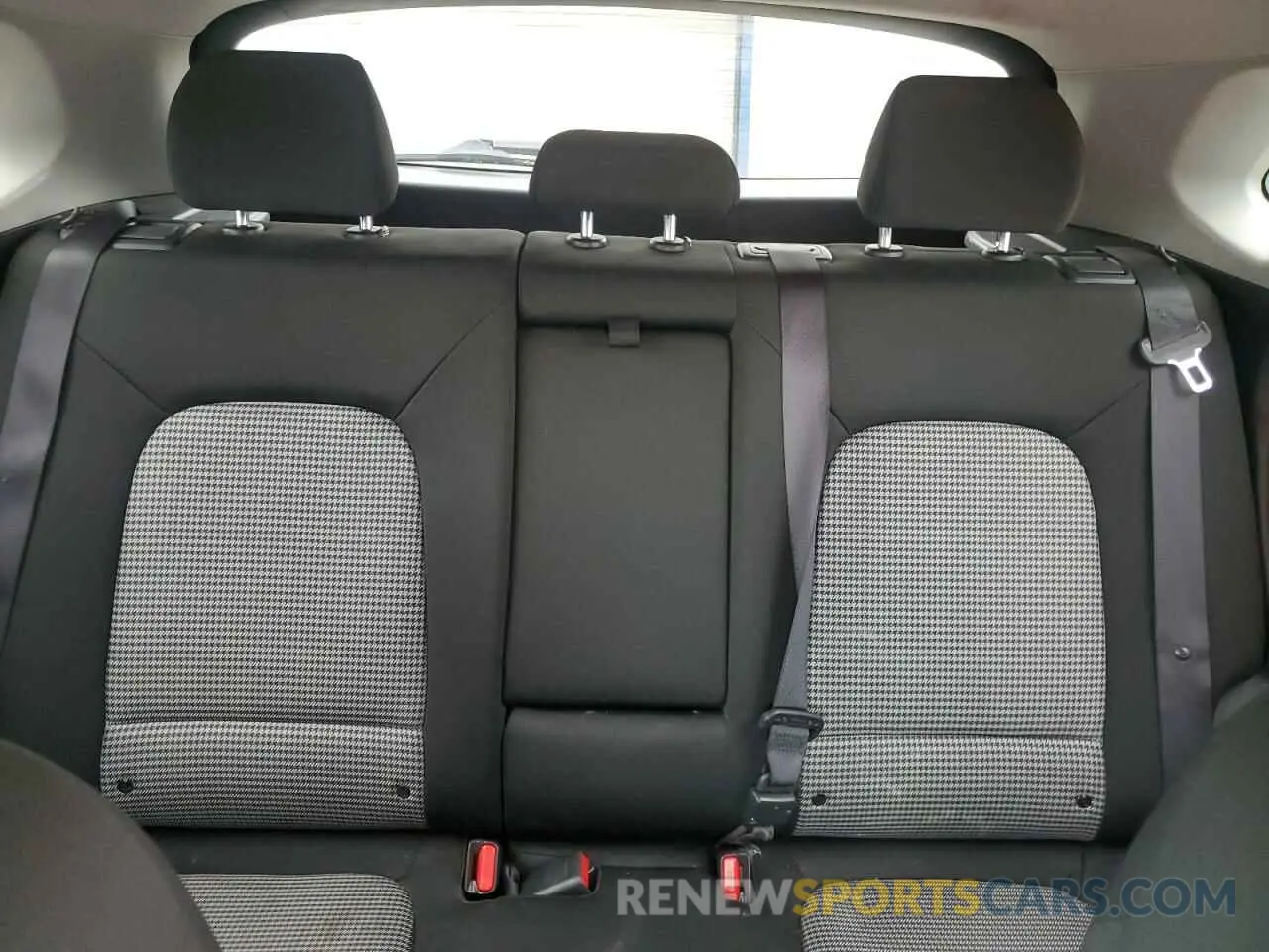 10 Photograph of a damaged car KM8K22AA5LU483144 HYUNDAI KONA 2020
