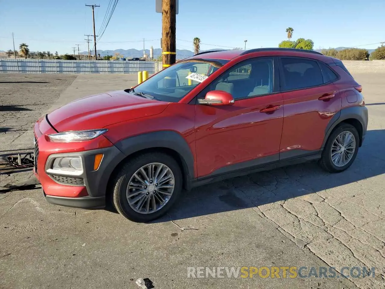 1 Photograph of a damaged car KM8K22AA6LU490524 HYUNDAI KONA 2020