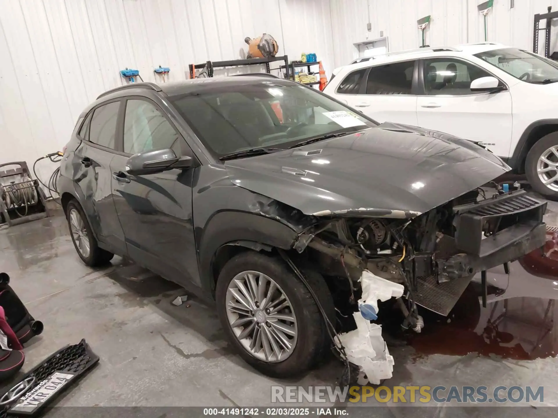 1 Photograph of a damaged car KM8K22AA7LU515074 HYUNDAI KONA 2020