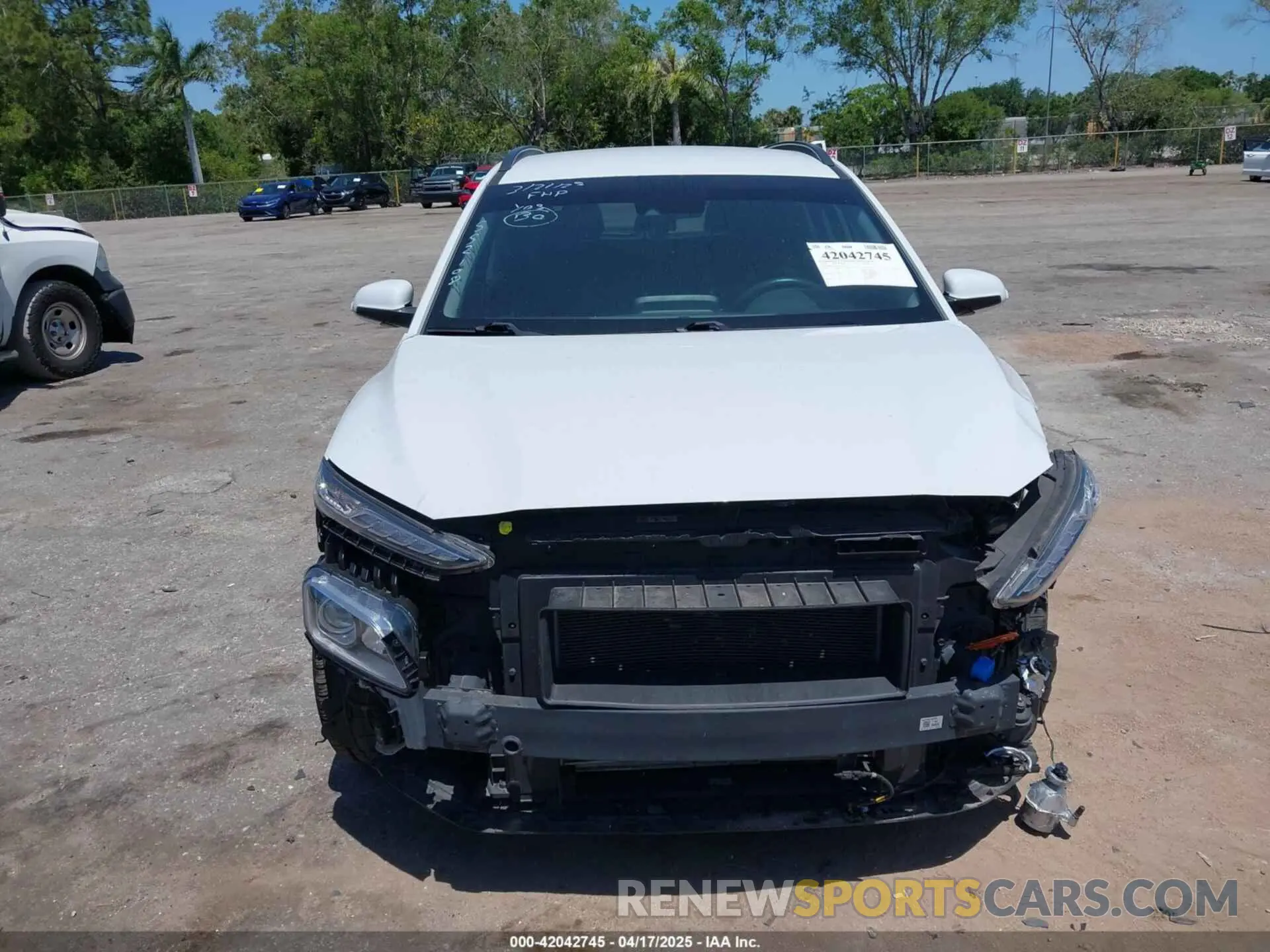 6 Photograph of a damaged car KM8K22AA7LU552108 HYUNDAI KONA 2020