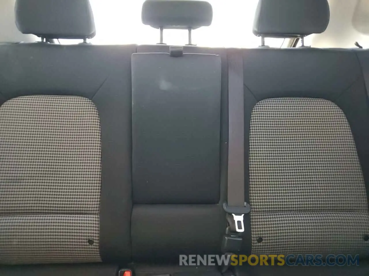 10 Фотография поврежденного автомобиля KM8K22AA8LU502981 HYUNDAI KONA 2020