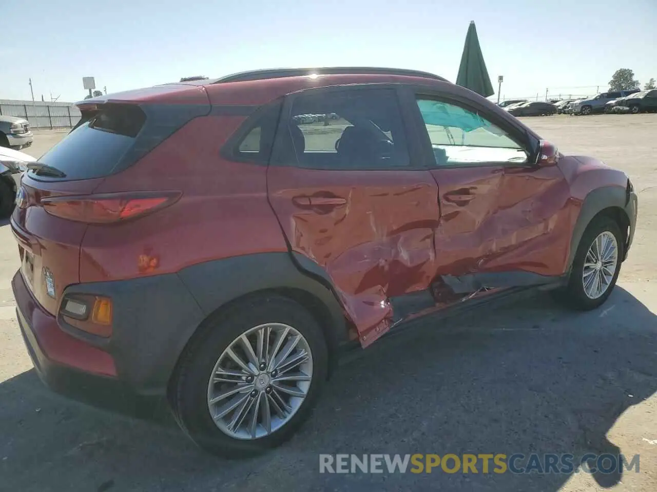 3 Фотография поврежденного автомобиля KM8K22AAXLU413686 HYUNDAI KONA 2020