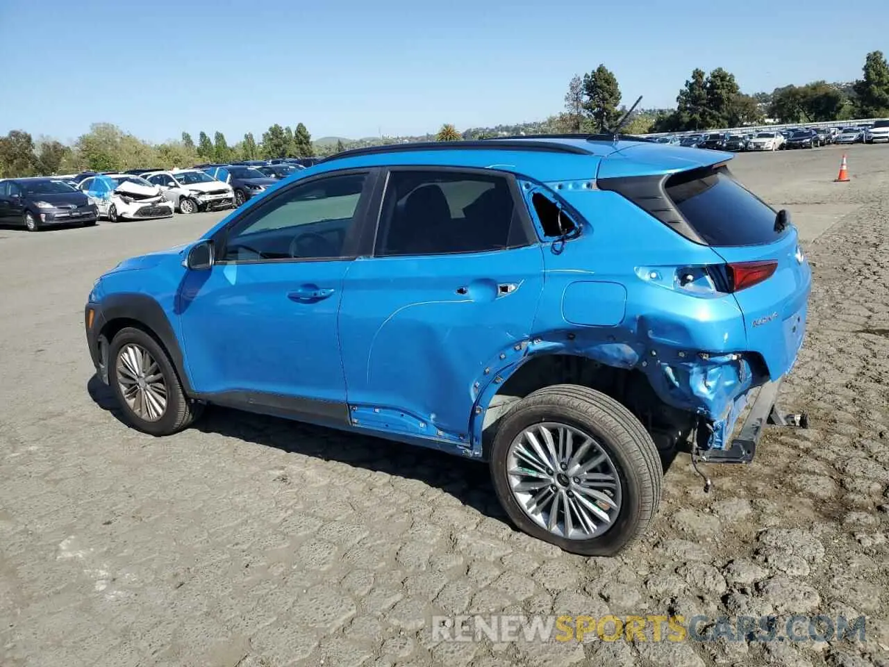 2 Фотография поврежденного автомобиля KM8K22AAXLU496164 HYUNDAI KONA 2020