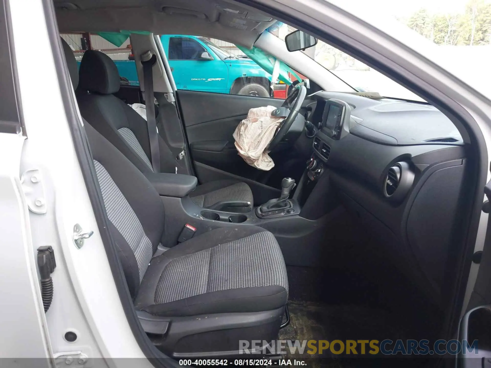 5 Фотография поврежденного автомобиля KM8K2CAA1LU463785 HYUNDAI KONA 2020