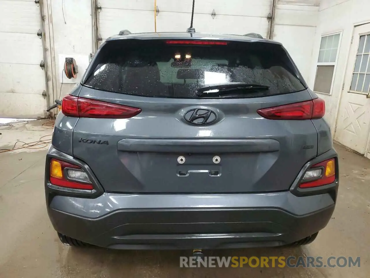 6 Photograph of a damaged car KM8K2CAA2LU564883 HYUNDAI KONA 2020