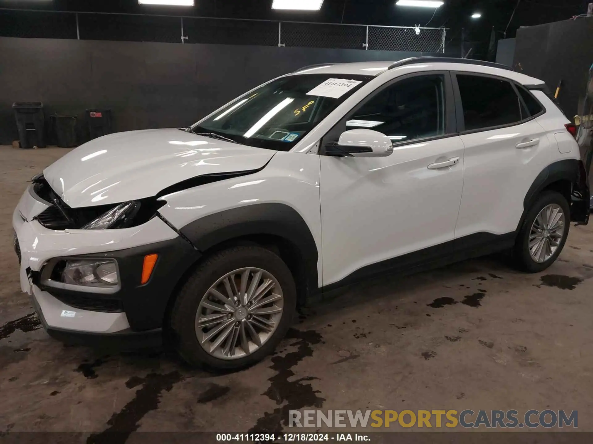 2 Photograph of a damaged car KM8K2CAA8LU498324 HYUNDAI KONA 2020