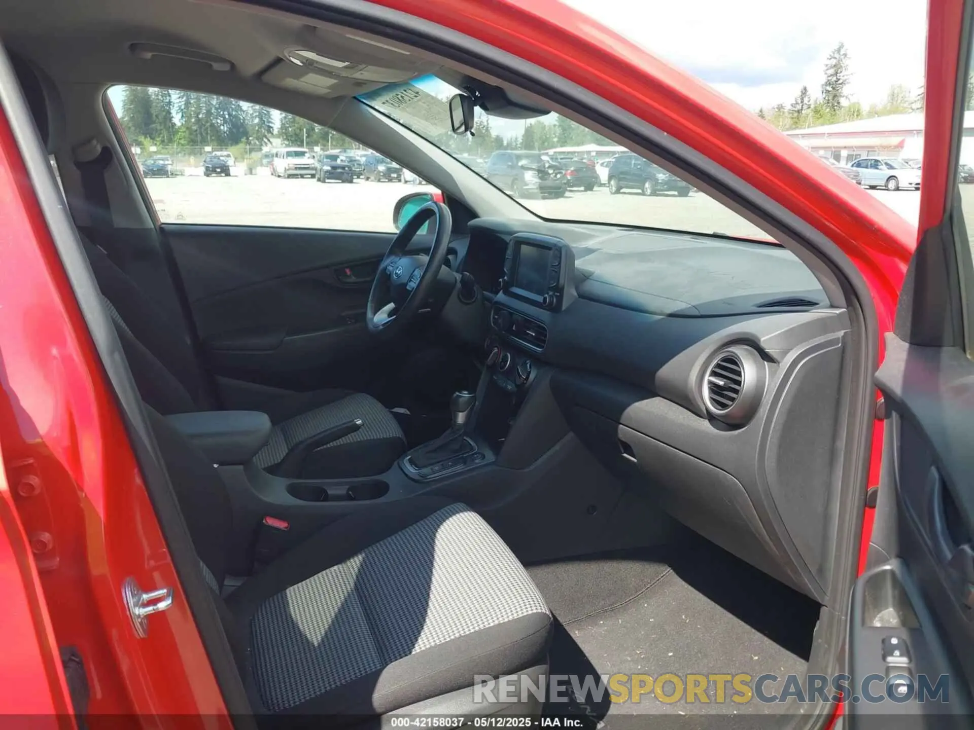 5 Фотография поврежденного автомобиля KM8K2CAA9LU398443 HYUNDAI KONA 2020