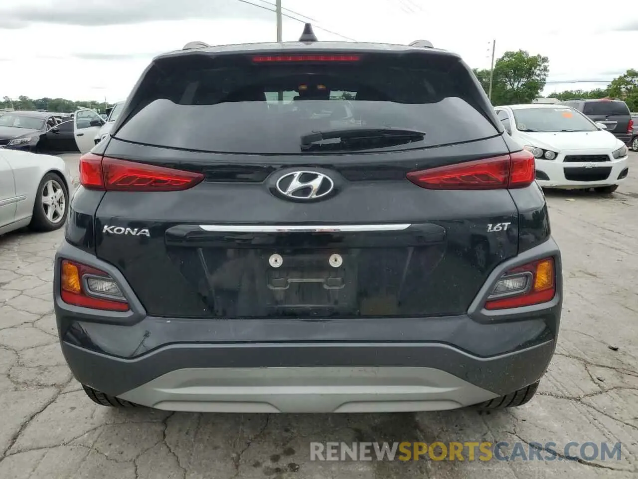 6 Photograph of a damaged car KM8K33A58LU447857 HYUNDAI KONA 2020