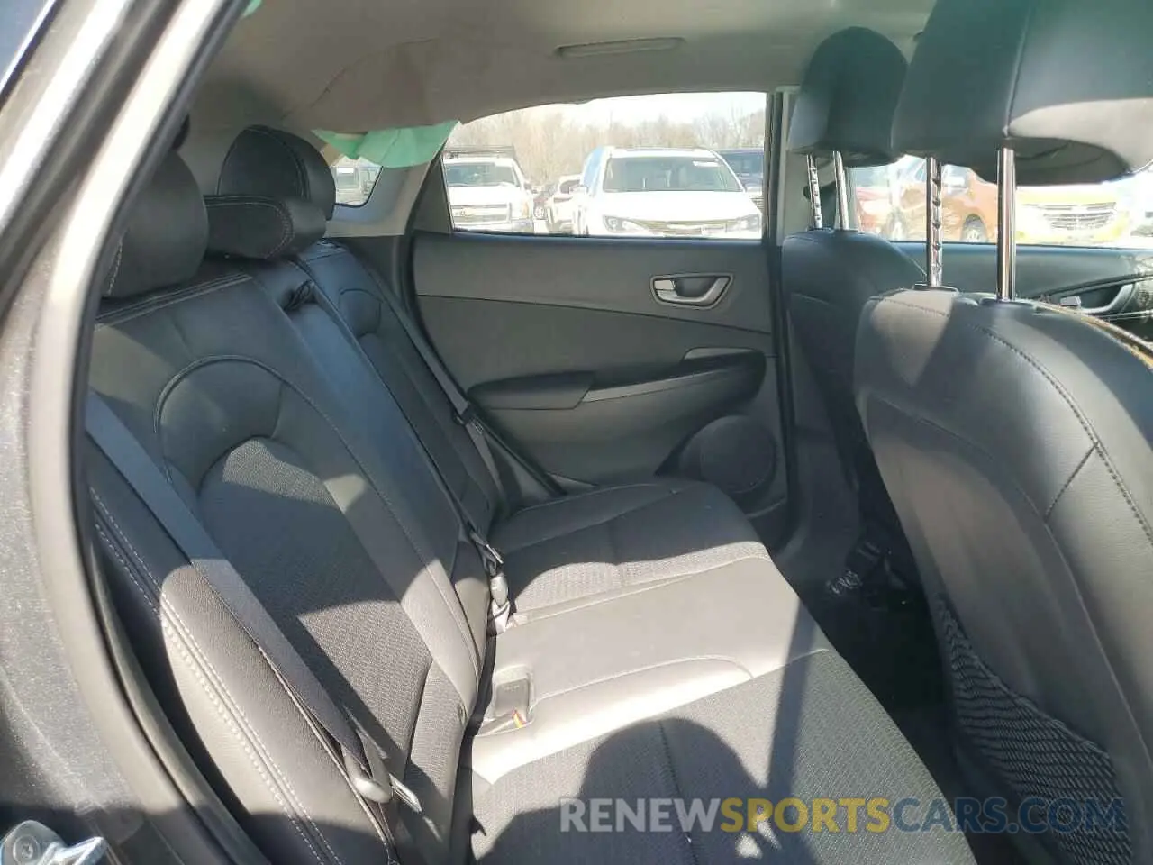 11 Photograph of a damaged car KM8K3CA52LU412859 HYUNDAI KONA 2020