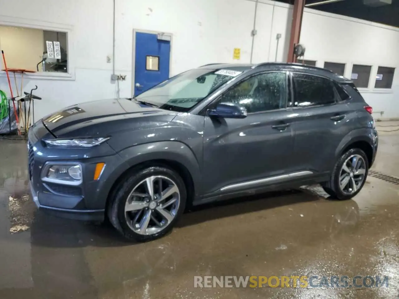 1 Photograph of a damaged car KM8K3CA52LU459888 HYUNDAI KONA 2020