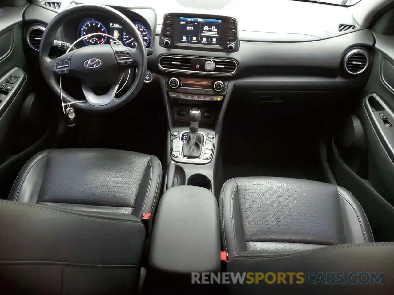 8 Фотография поврежденного автомобиля KM8K3CA53LU453243 HYUNDAI KONA 2020