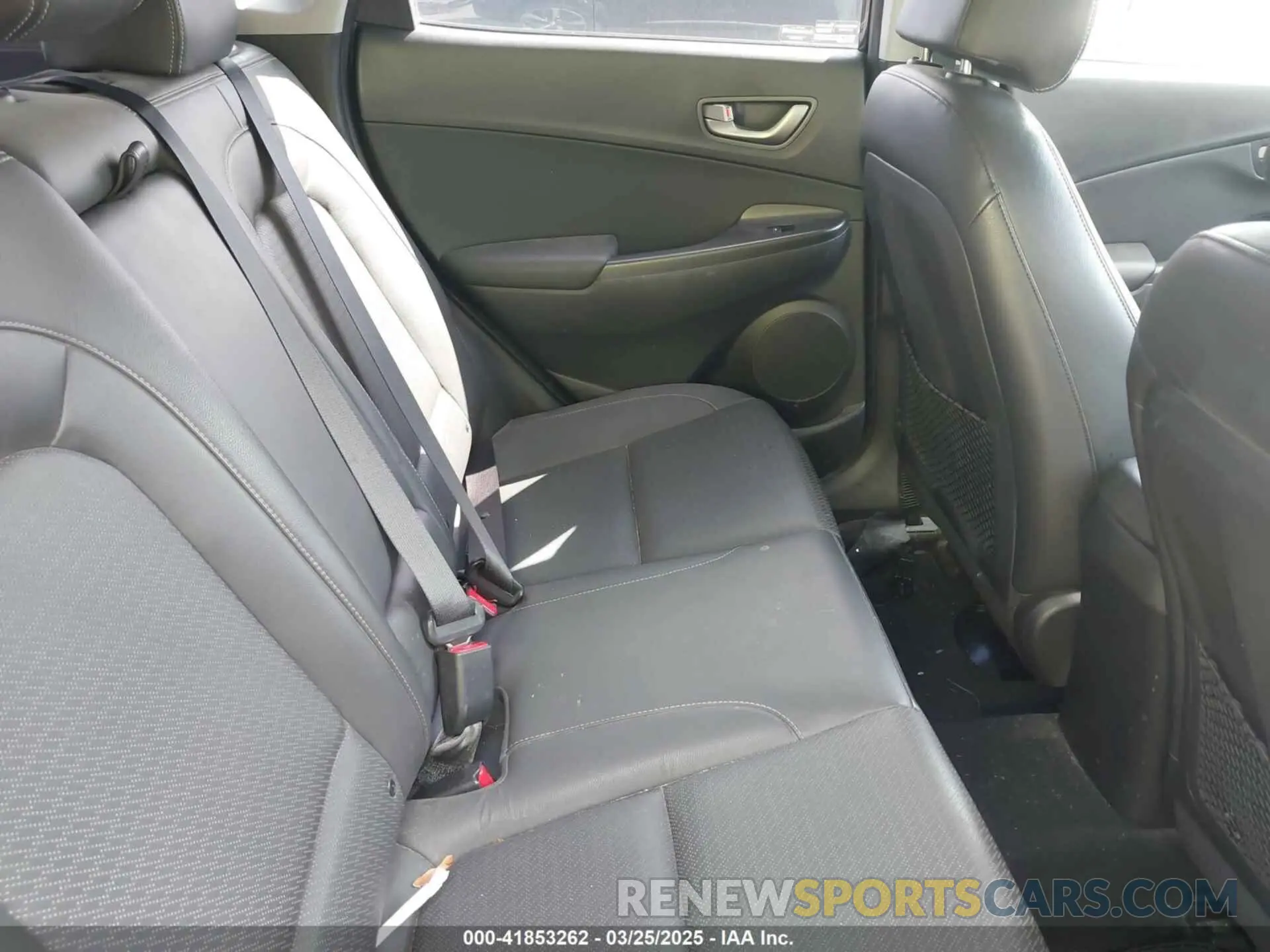 8 Фотография поврежденного автомобиля KM8K3CA54LU403886 HYUNDAI KONA 2020