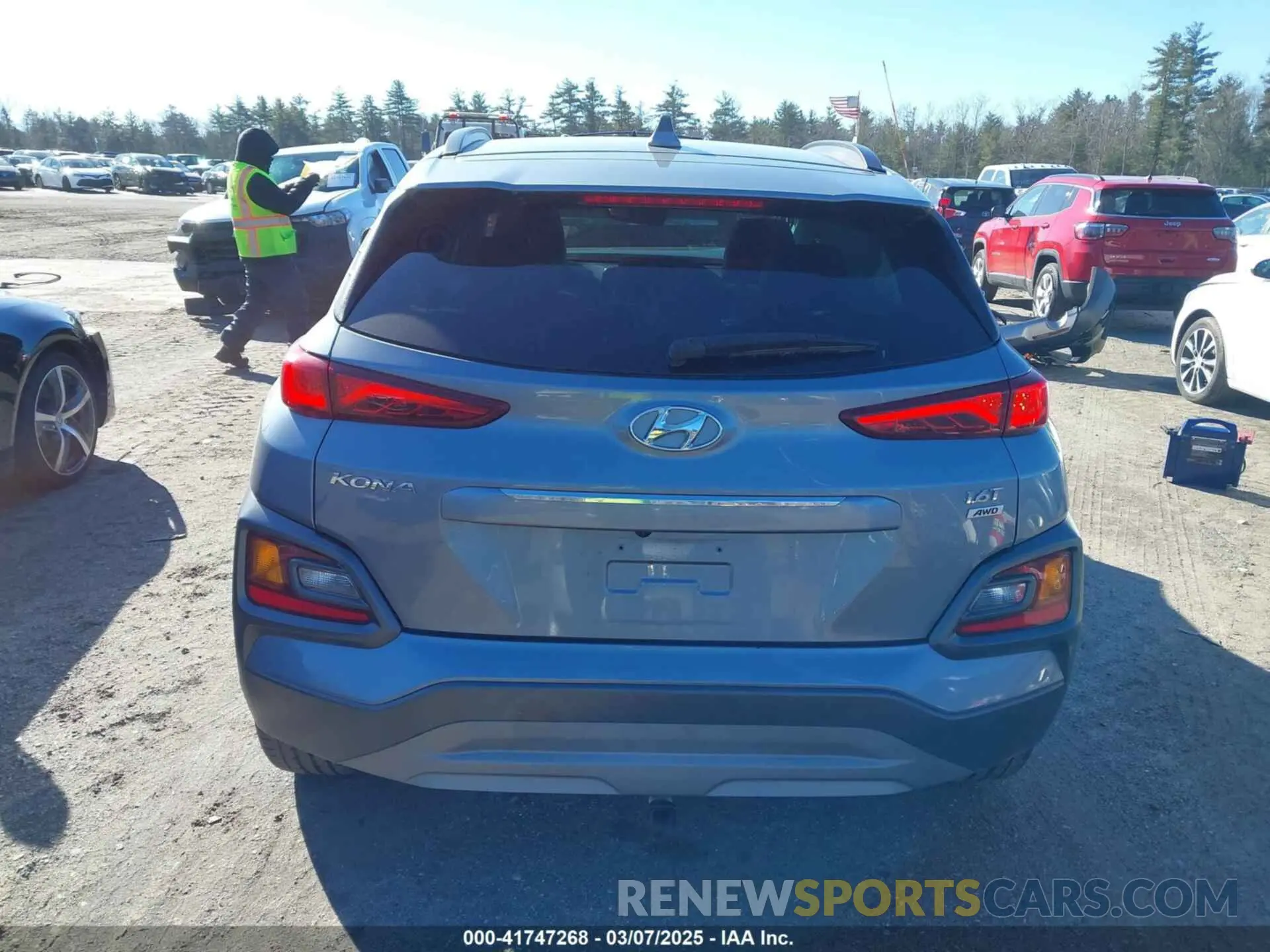 16 Фотография поврежденного автомобиля KM8K3CA56LU494806 HYUNDAI KONA 2020