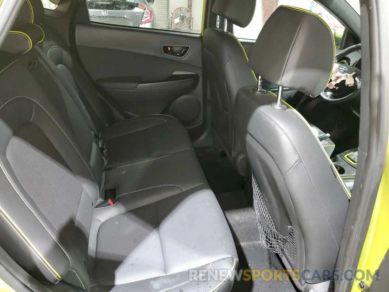10 Photograph of a damaged car KM8K3CA57LU549960 HYUNDAI KONA 2020