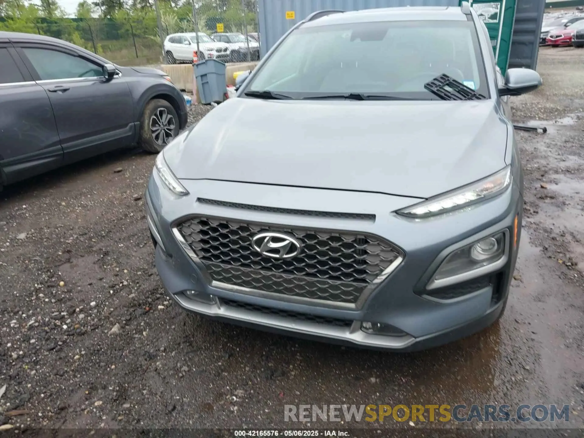 13 Photograph of a damaged car KM8K3CA5XLU396152 HYUNDAI KONA 2020
