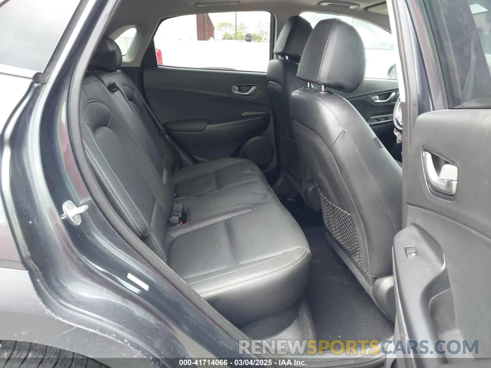 8 Photograph of a damaged car KM8K53A55LU549563 HYUNDAI KONA 2020