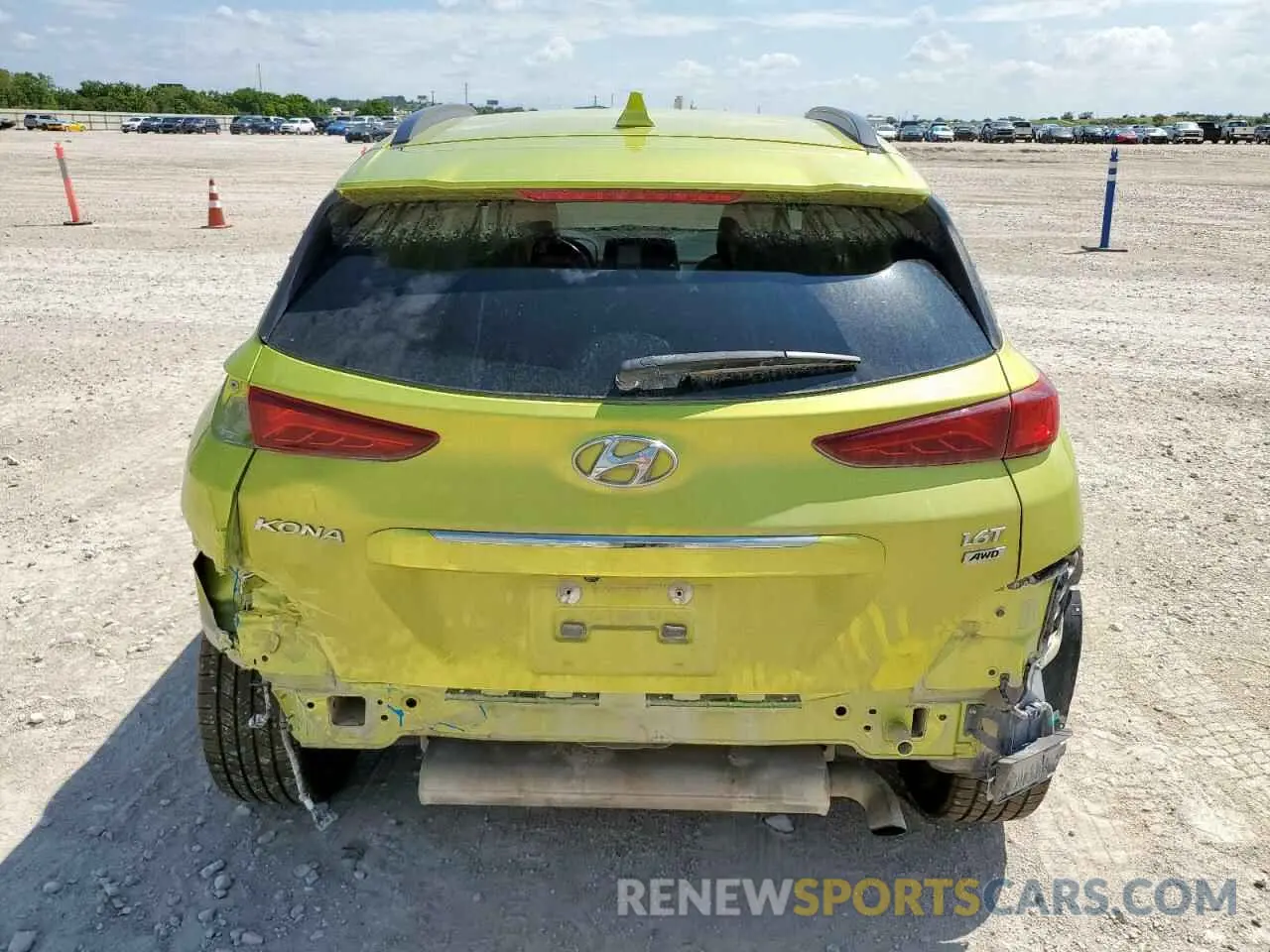 6 Photograph of a damaged car KM8K5CA50LU501596 HYUNDAI KONA 2020
