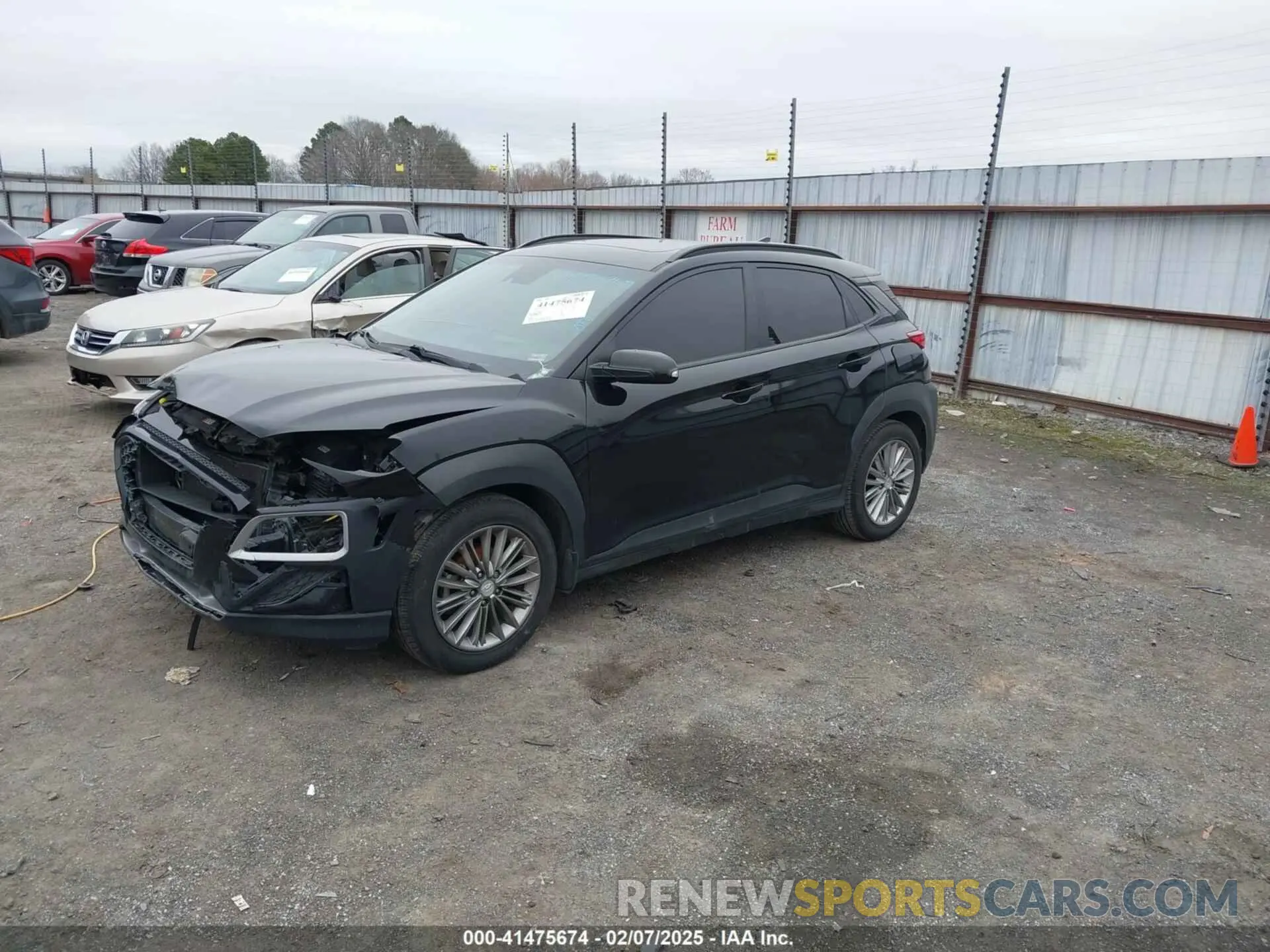 2 Photograph of a damaged car KM8K62AA4LU428995 HYUNDAI KONA 2020