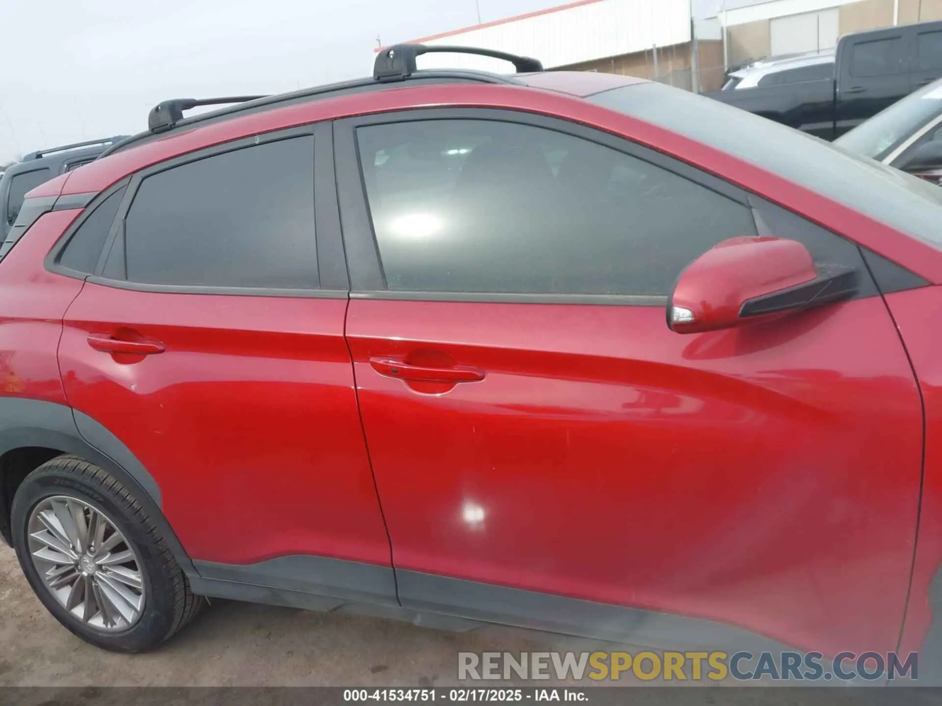 14 Photograph of a damaged car KM8K62AA7LU542957 HYUNDAI KONA 2020