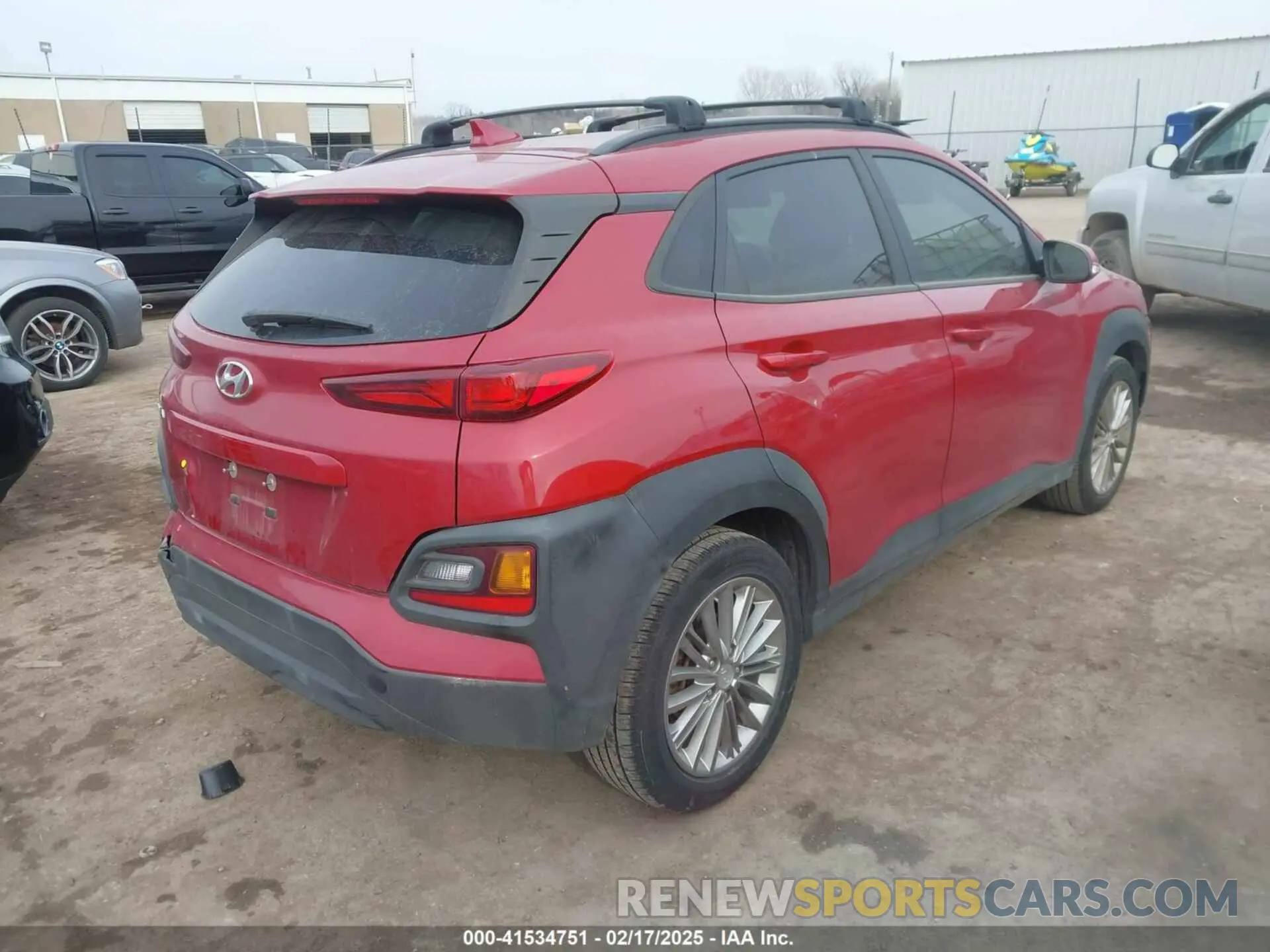 4 Photograph of a damaged car KM8K62AA7LU542957 HYUNDAI KONA 2020