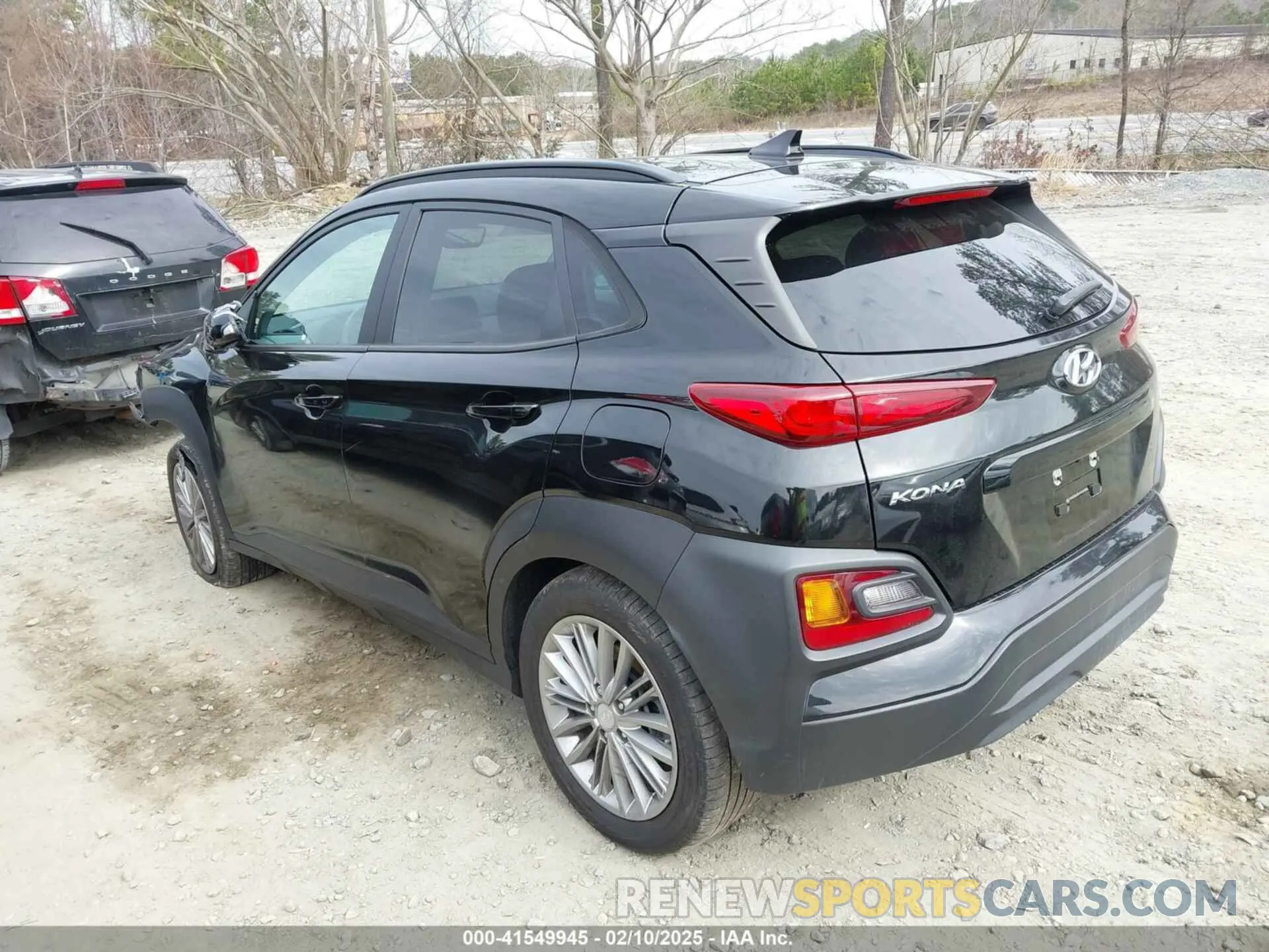 3 Photograph of a damaged car KM8K6CAA0LU512429 HYUNDAI KONA 2020