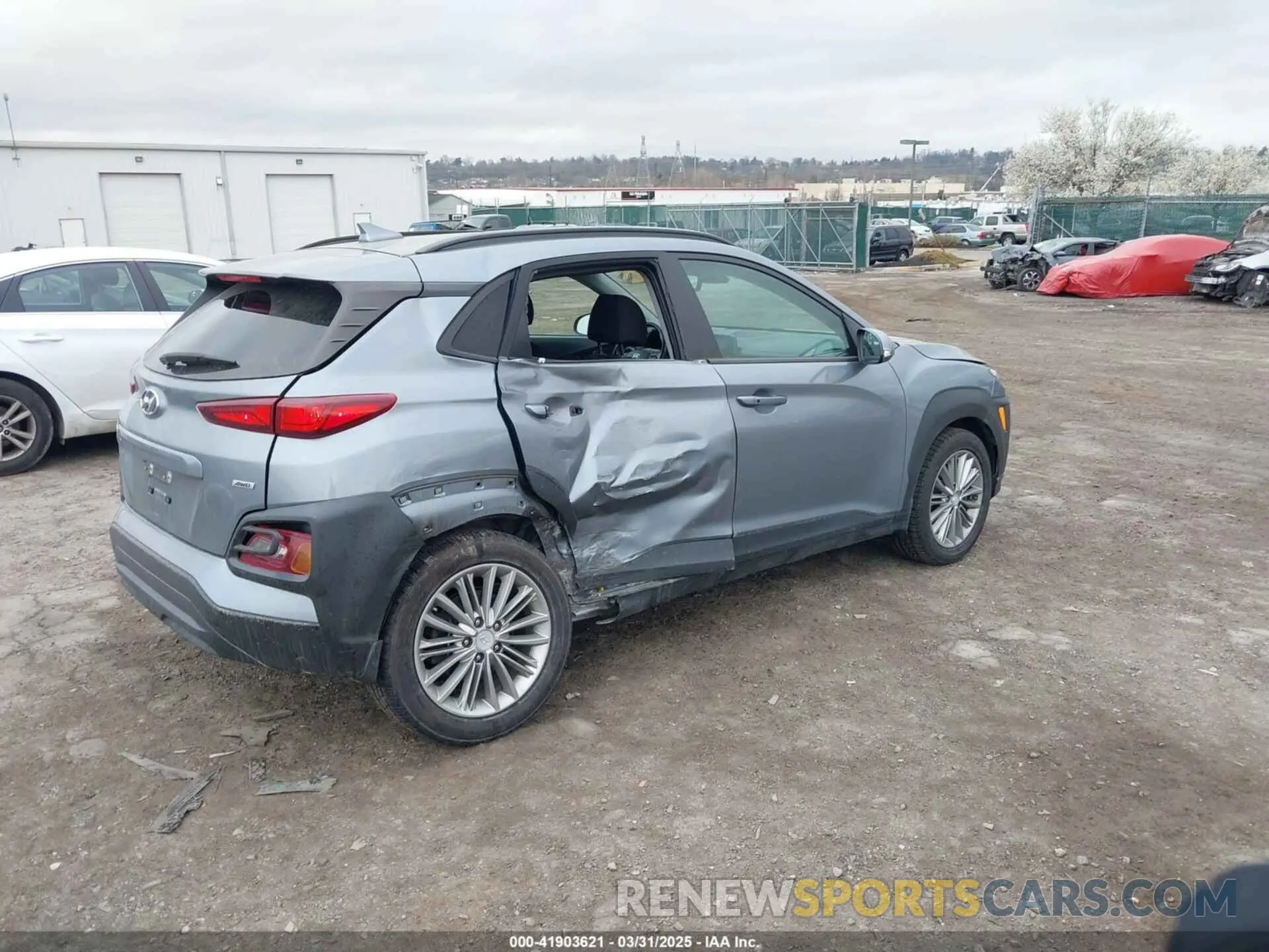 4 Photograph of a damaged car KM8K6CAA6LU448963 HYUNDAI KONA 2020