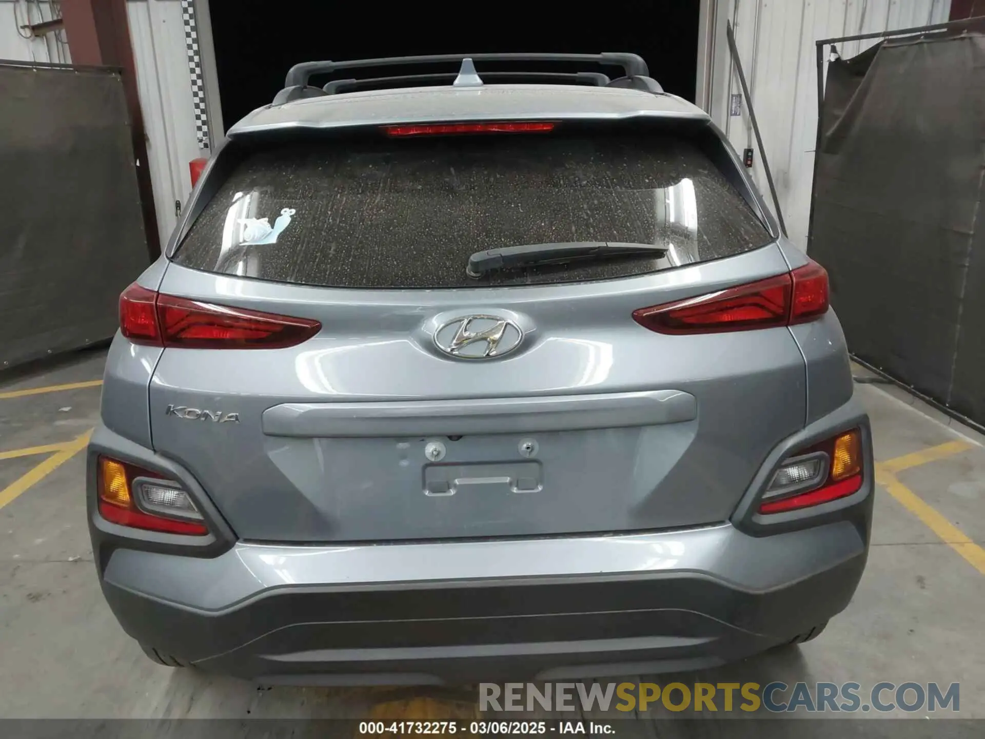 16 Photograph of a damaged car KM8K6CAA7LU479400 HYUNDAI KONA 2020