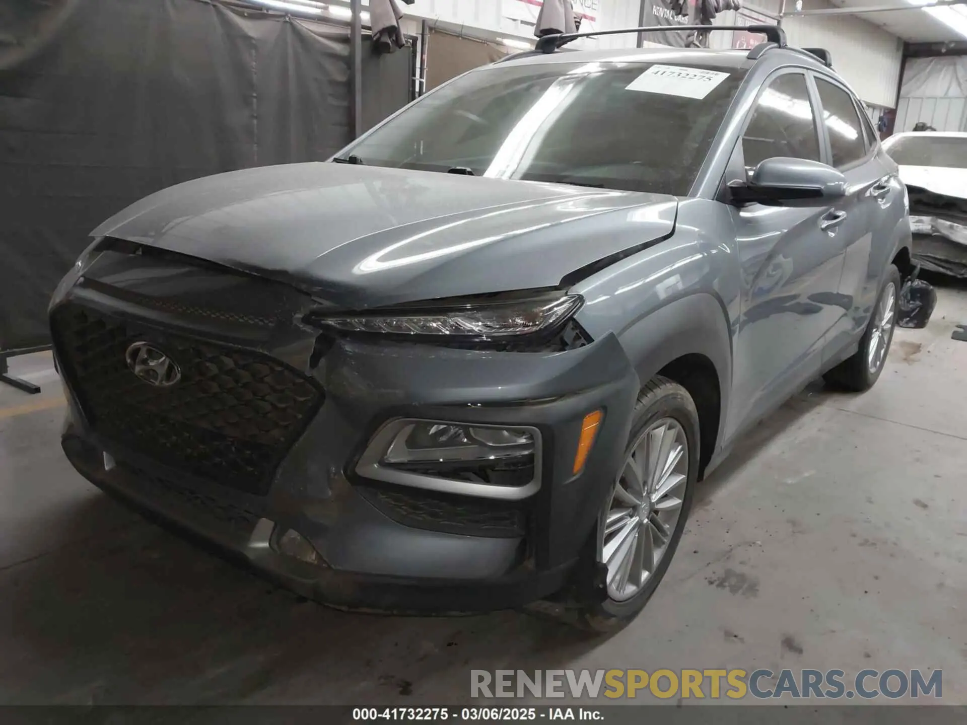 2 Photograph of a damaged car KM8K6CAA7LU479400 HYUNDAI KONA 2020