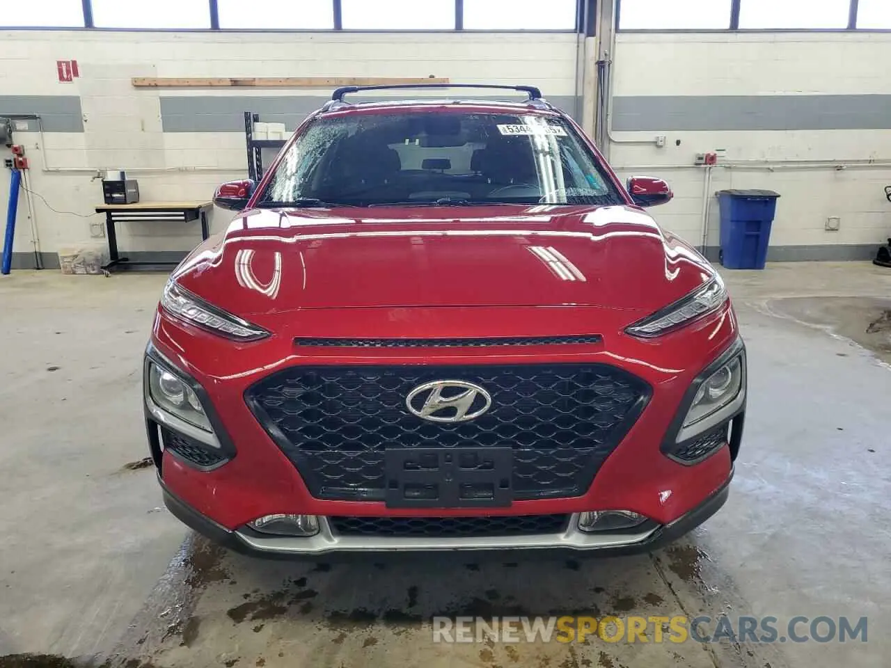 5 Photograph of a damaged car KM8K6CAAXLU583329 HYUNDAI KONA 2020