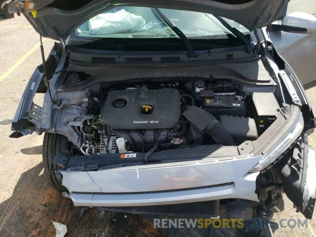 12 Photograph of a damaged car KM8K12AA0MU663698 HYUNDAI KONA 2021