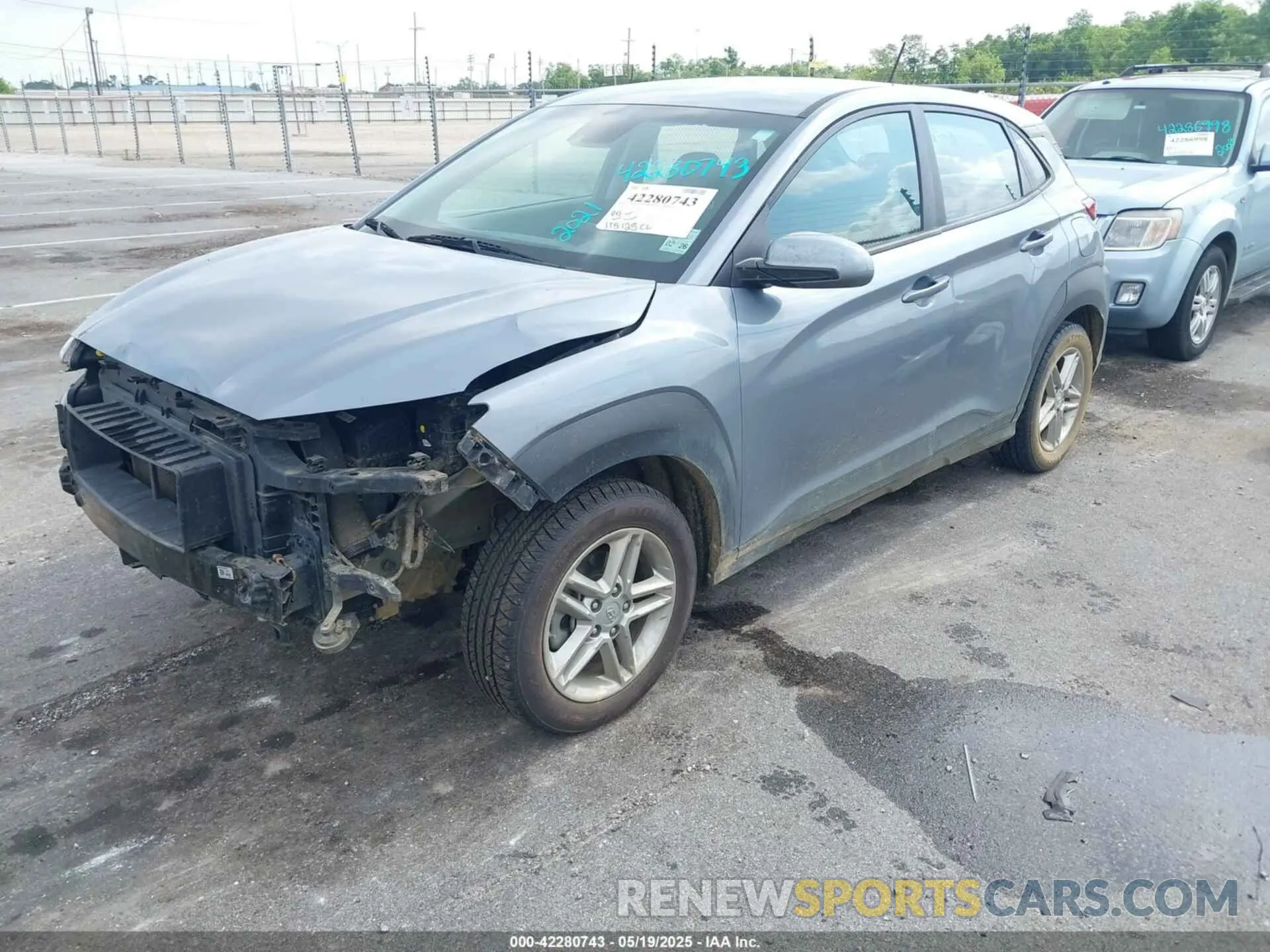 2 Photograph of a damaged car KM8K12AA1MU657909 HYUNDAI KONA 2021