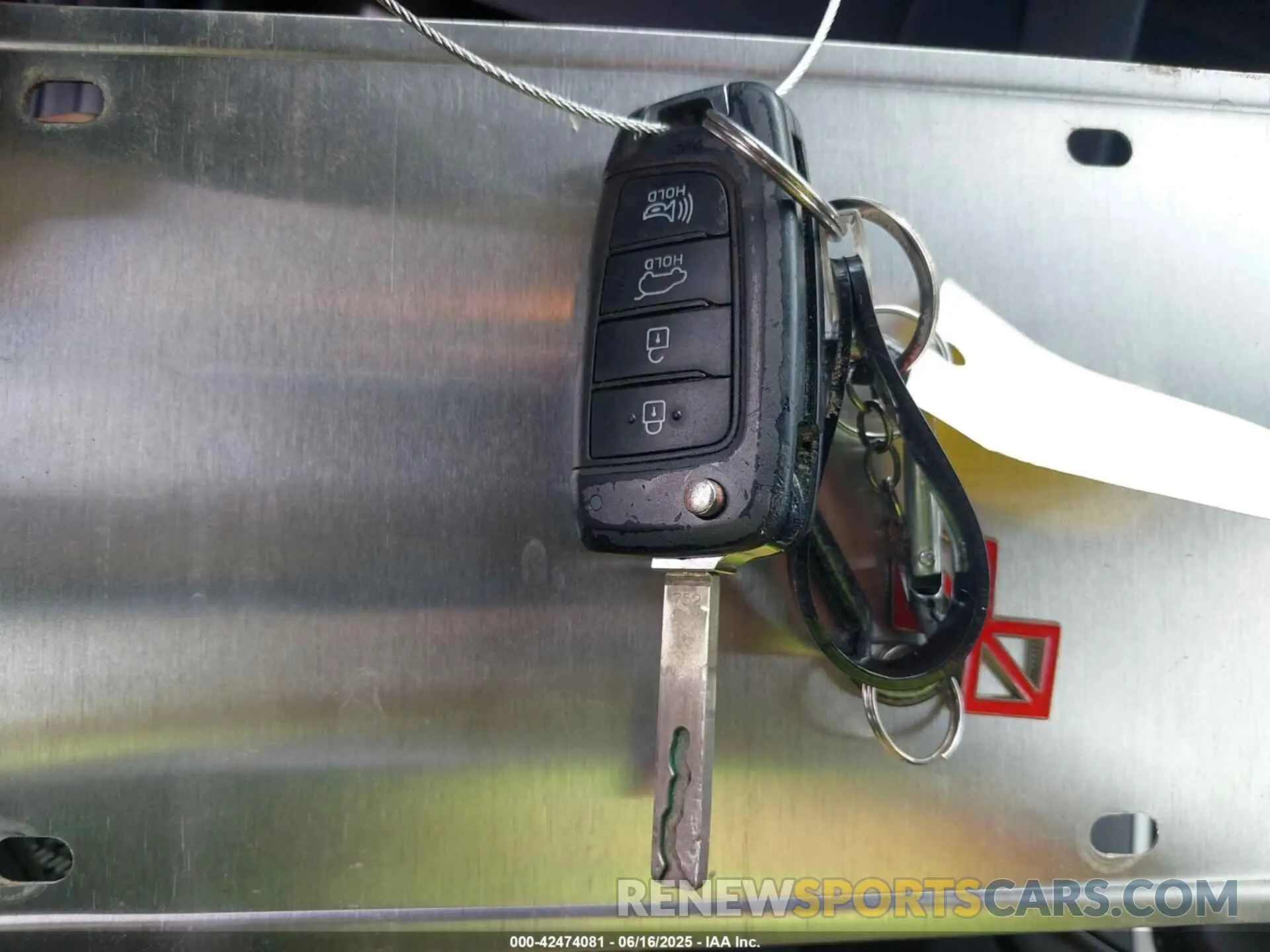 11 Photograph of a damaged car KM8K12AA2MU644148 HYUNDAI KONA 2021