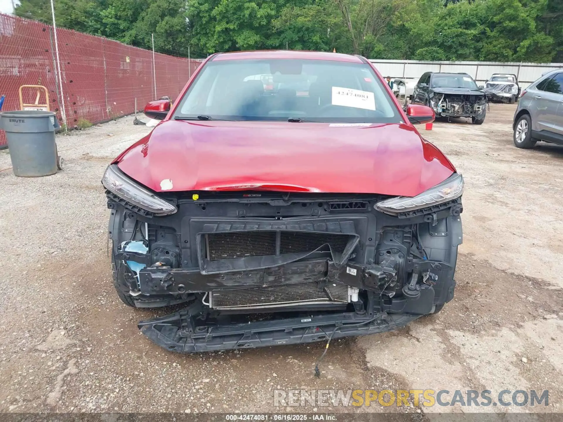 13 Photograph of a damaged car KM8K12AA2MU644148 HYUNDAI KONA 2021