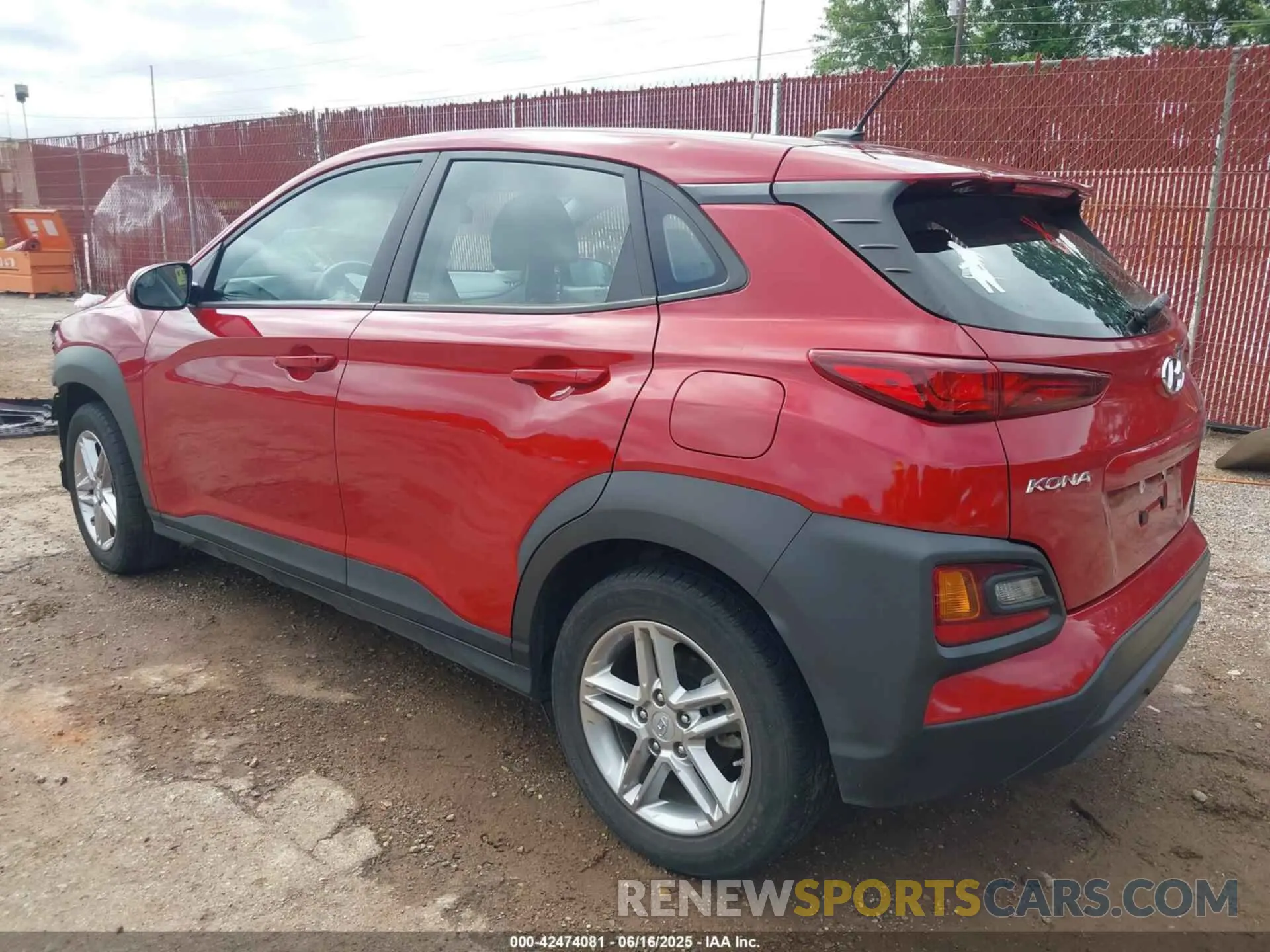 3 Photograph of a damaged car KM8K12AA2MU644148 HYUNDAI KONA 2021