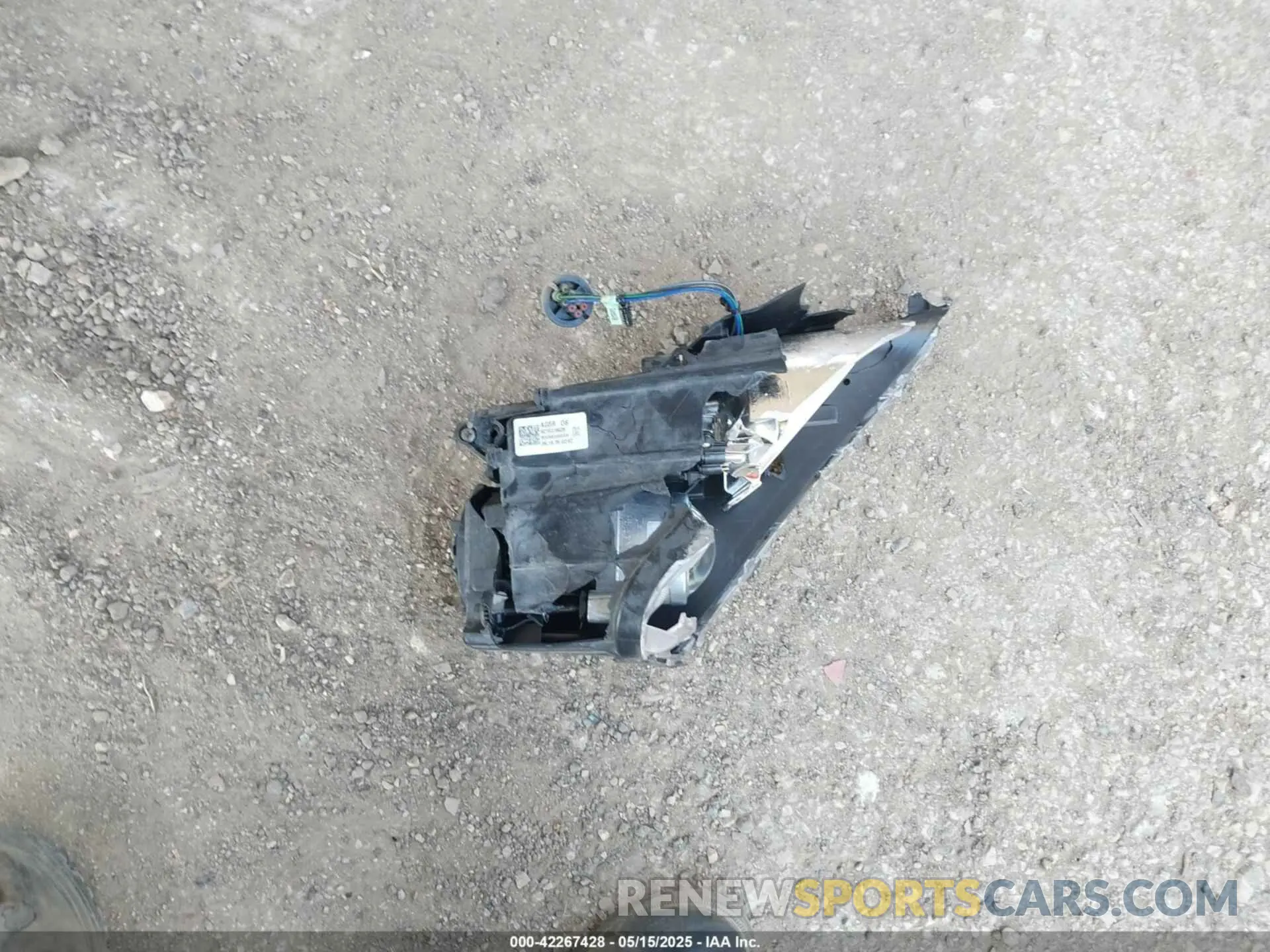 12 Photograph of a damaged car KM8K12AA3MU611563 HYUNDAI KONA 2021